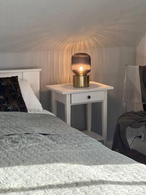 Geschmackvolle Wohnung 65Qm In Solingen Nrw Eksteriør billede